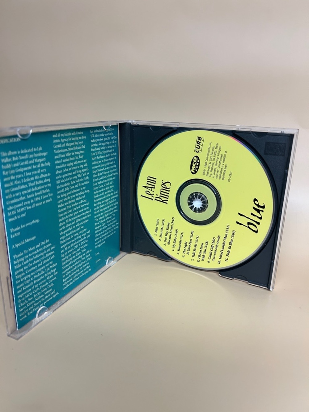 LeANN RIMES - Blue - CD 1996 - Picture 2 of 4